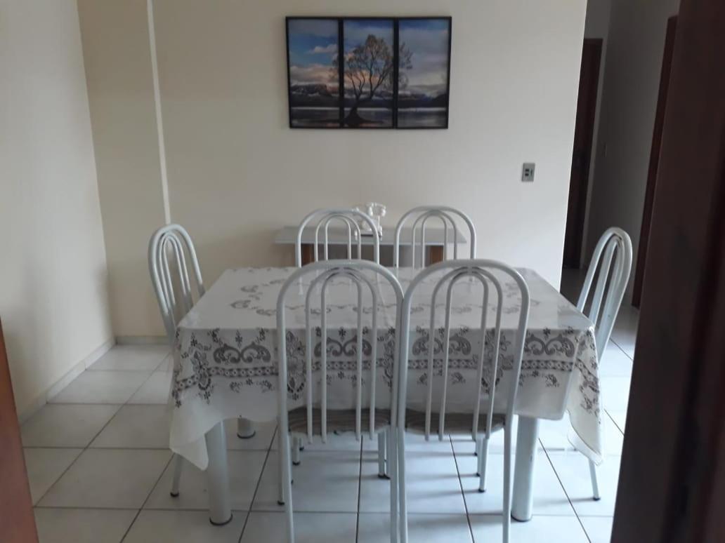 Apartamento Em Guarapari A 100 Metros Do Mar Na Praia Do Morro Com Wifi Gratis Екстер'єр фото